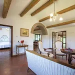 Leila Hotel *