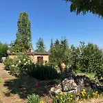 Leila * Penna San Giovanni