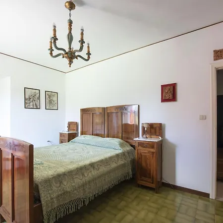 Hotel Leila *