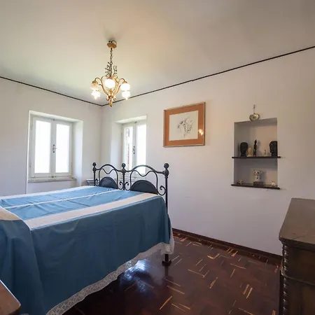 Leila * Penna San Giovanni